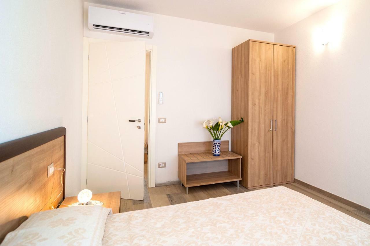 Molarotto Camere Con Angolo Cottura 산테오도로 외부 사진