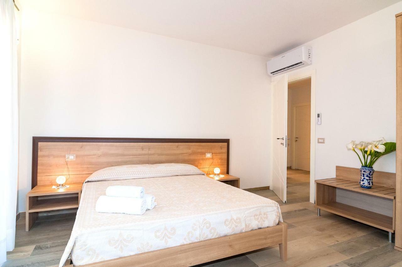 Molarotto Camere Con Angolo Cottura 산테오도로 외부 사진