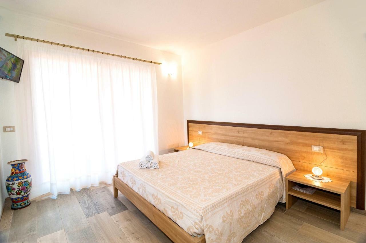 Molarotto Camere Con Angolo Cottura 산테오도로 외부 사진